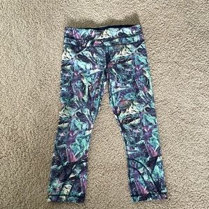 Cropped Lululemon leggings